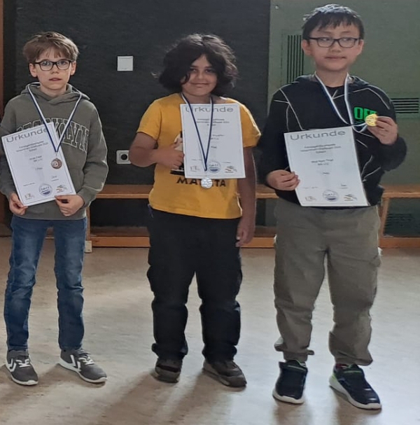 AK u12, v.l.n.r.: 3. Jonas Feist (SAV Torgelow), 2. Aram Khanbekyan (Greifswalder SV), 1. Nhat Nam Tran (Greifswalder SV)