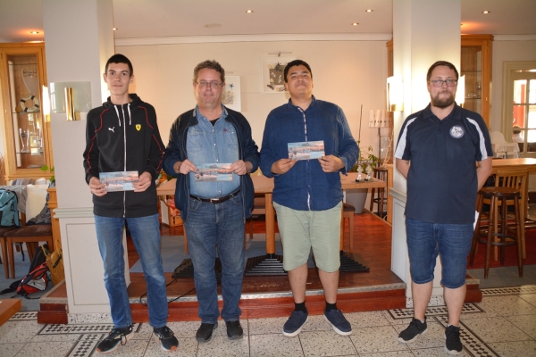 DWZ < 1500, < 2000, < 1750, v.l.n.r.: Paul Briese (SAV Torgelow), Sven Helms (SF Schwerin), Rashid Abed (Königsjäger Süd-West)
